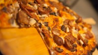 Die Italienische Küche kann man nicht auf Pasta und Pizza beschränken. Doch denkt man jedoch an die Italienische Küche, dann kommen einem automatisch Olivenöl, Pasta, Parmesan und andere Käsesorten sowie...